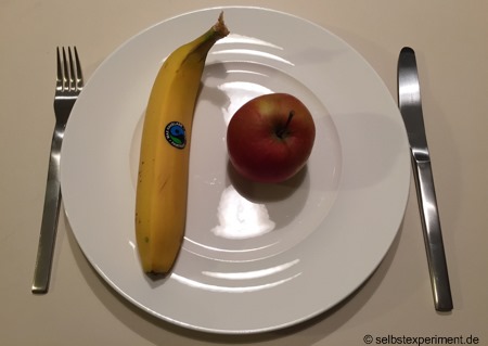 Hauptmahlzeiten mit Banane und Obst